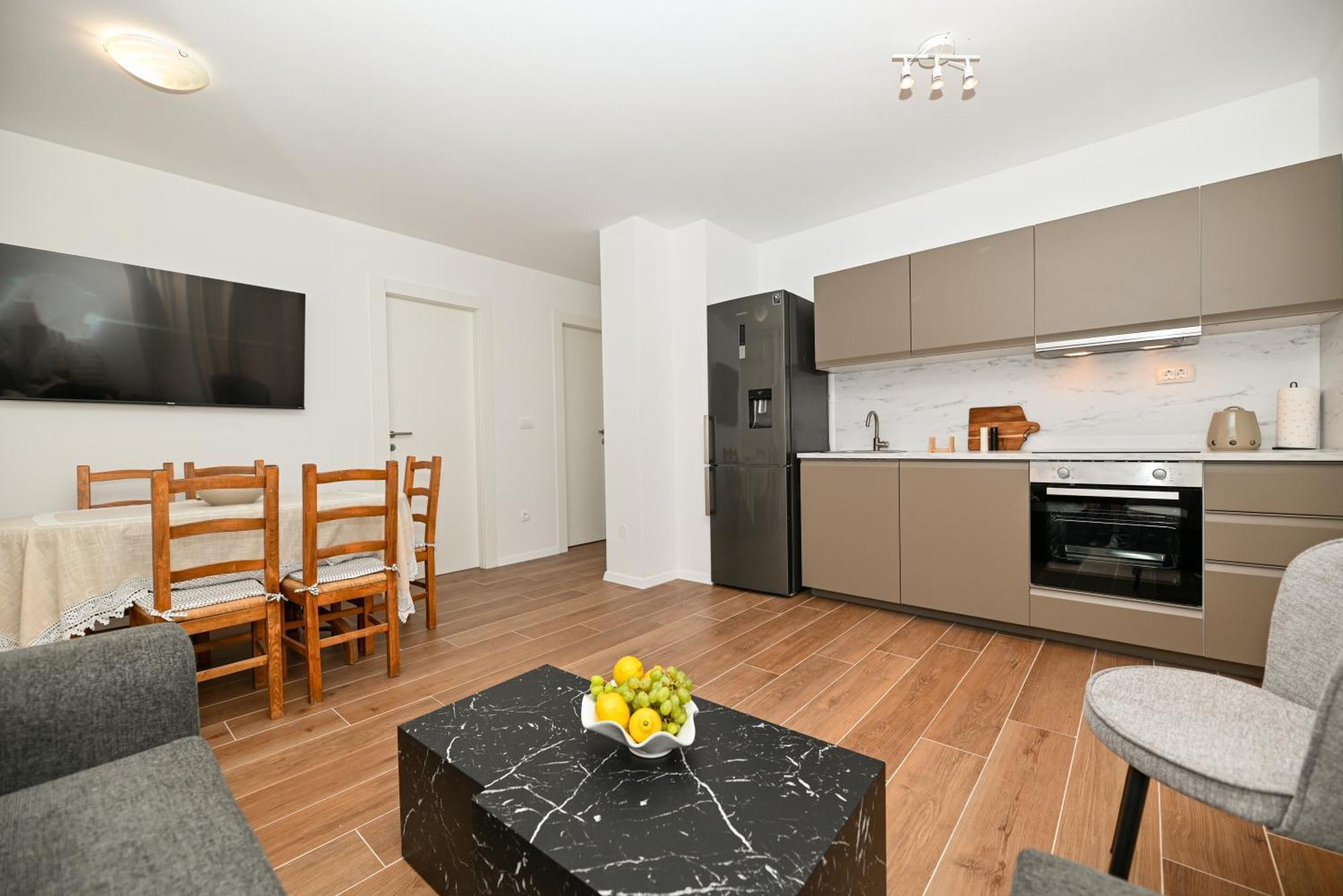 Downtown Apartments Maar Trogir Exterior photo