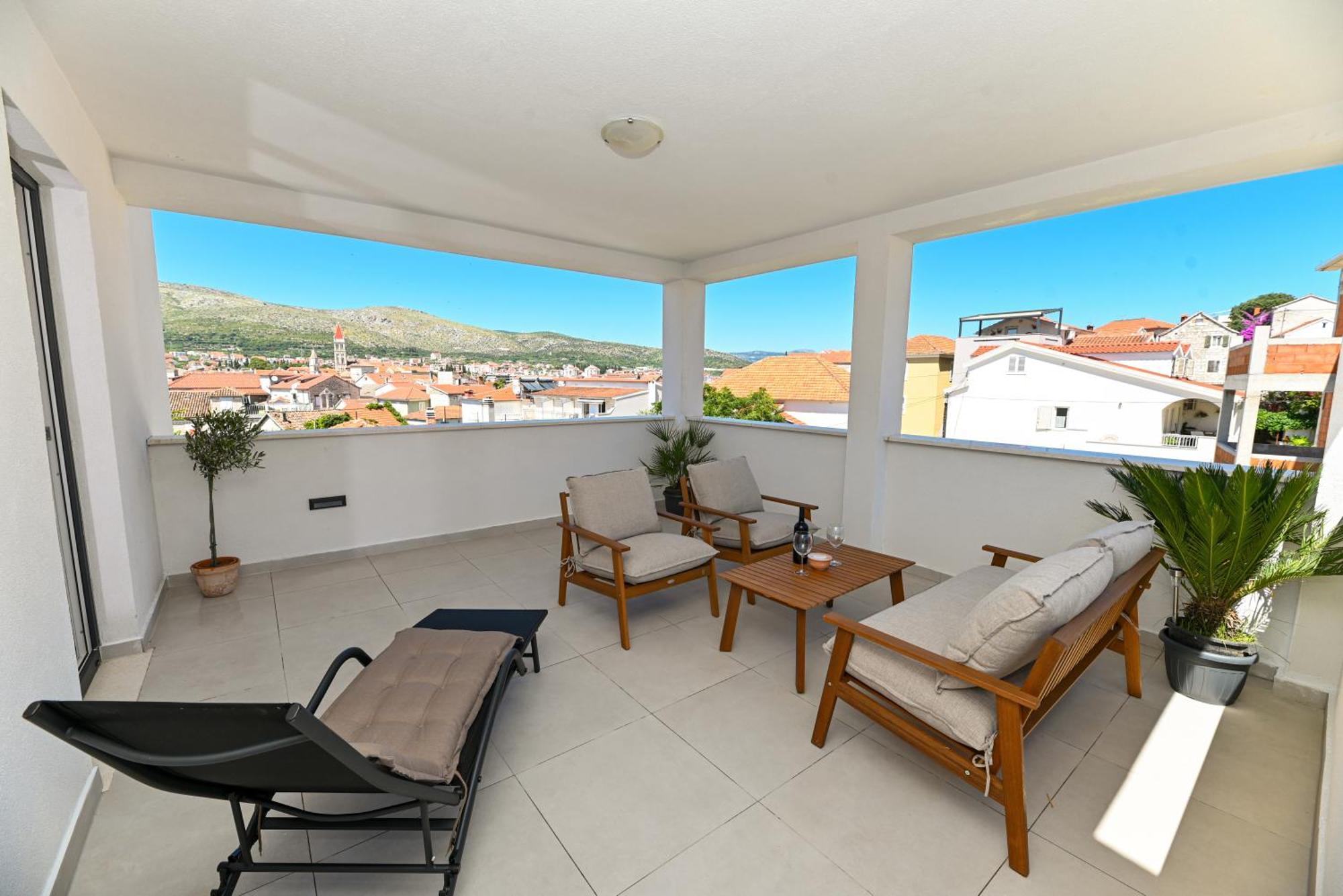 Downtown Apartments Maar Trogir Exterior photo